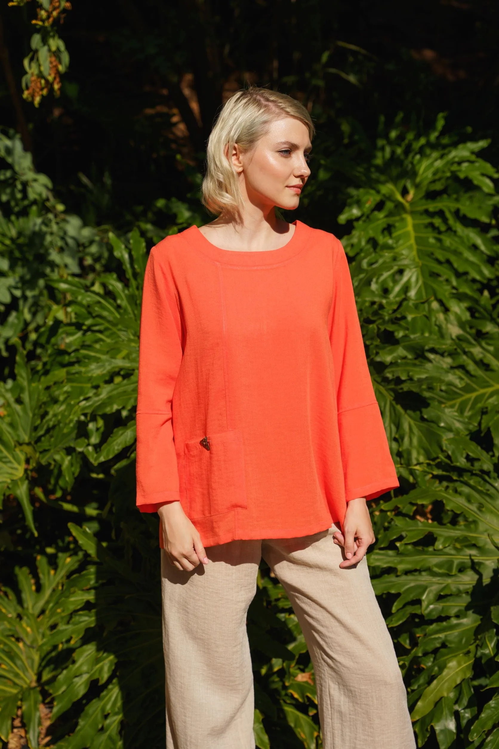 AA370 - Alyssa Linen Pullover Top