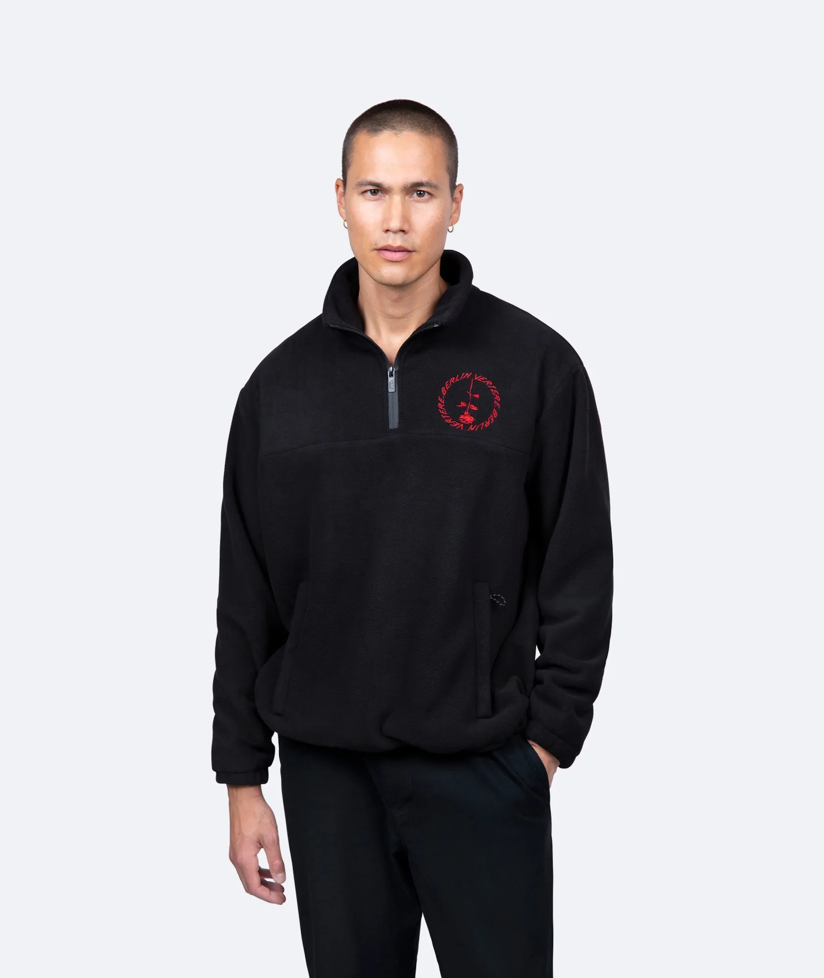 CIRCLE LOGO FLEECE SWEATER - BLACK