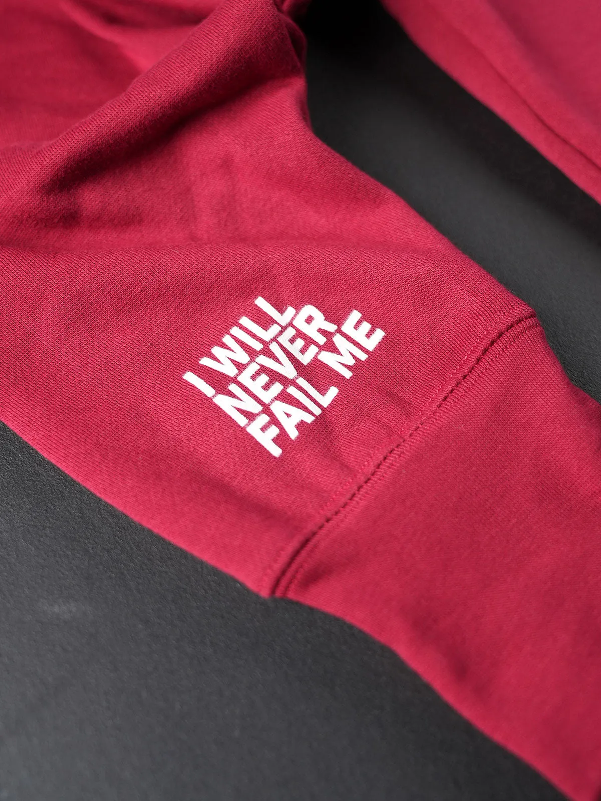 PROGRESS PULLOVER- MAROON