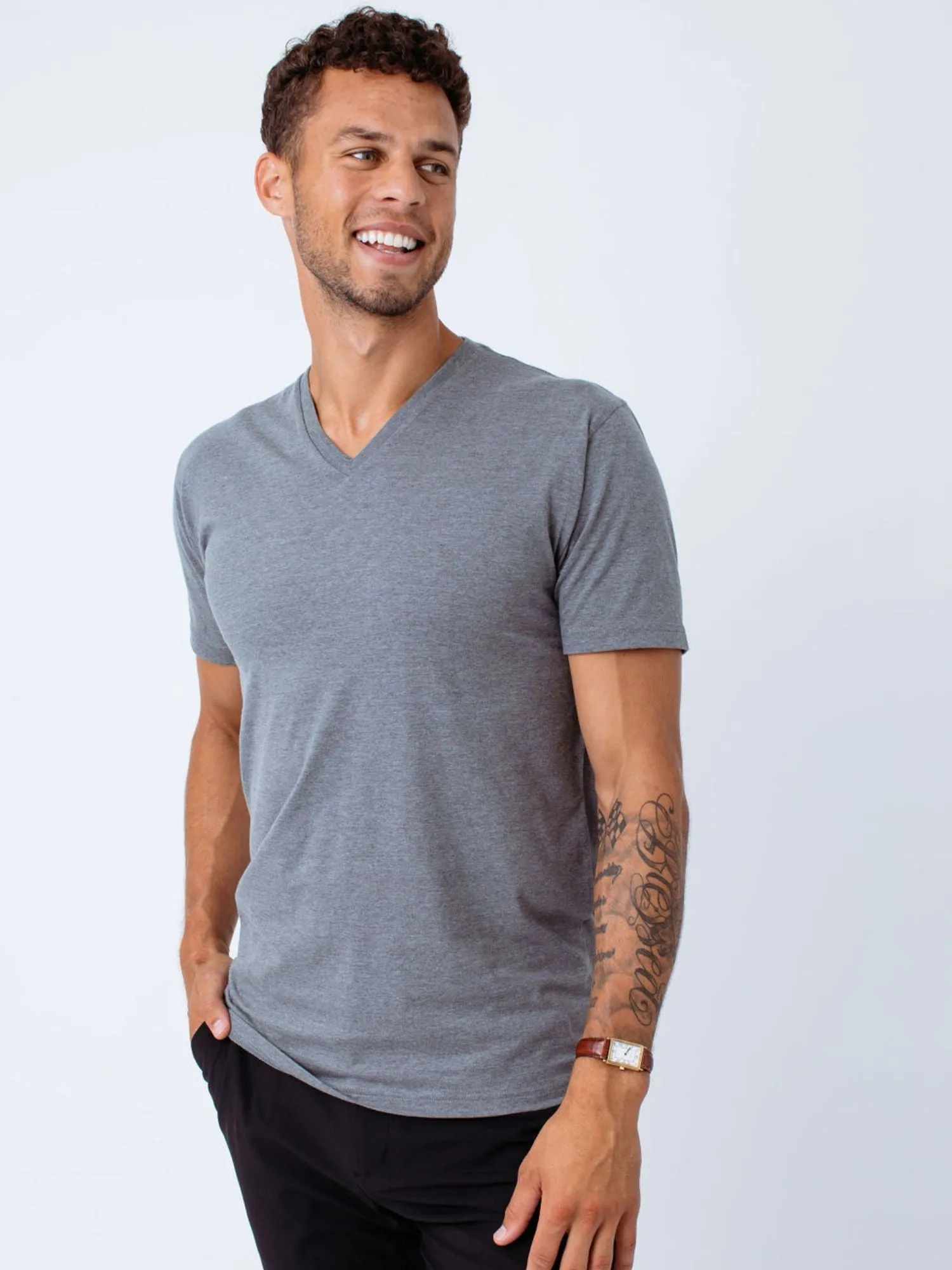 Winter Essentials V-Neck 5-Pack